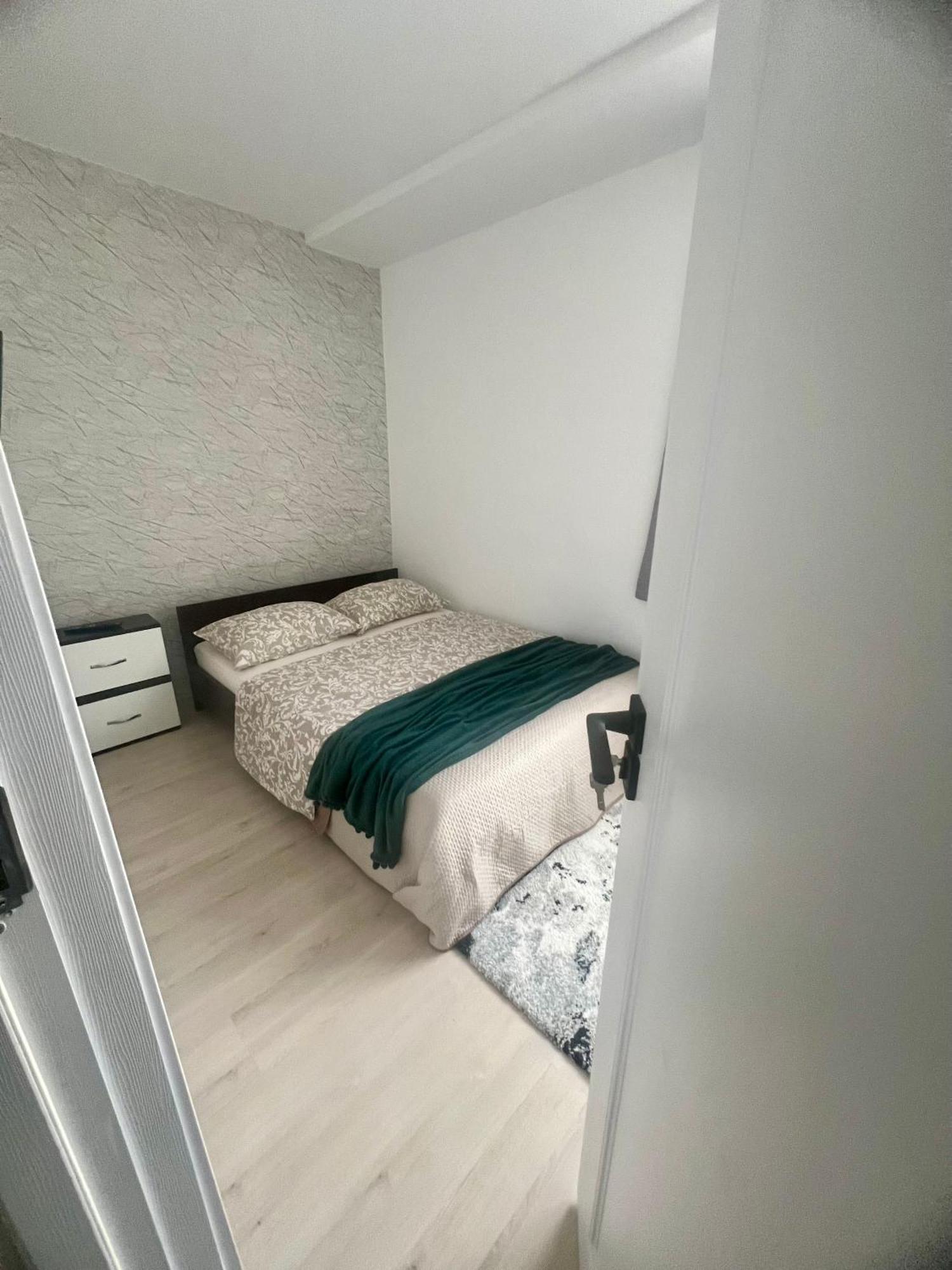 Apartament 2 Camere Baia Mare Exteriör bild