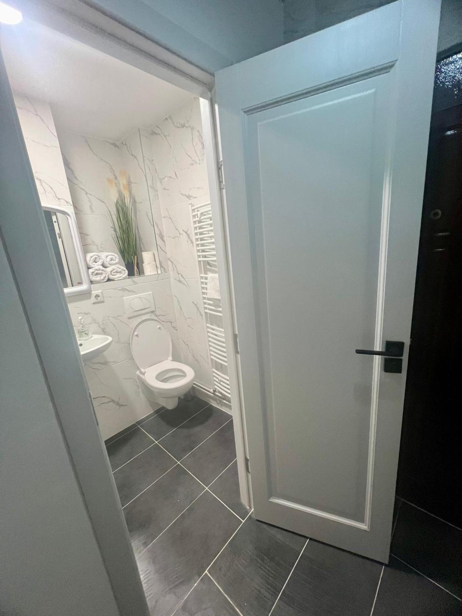 Apartament 2 Camere Baia Mare Exteriör bild