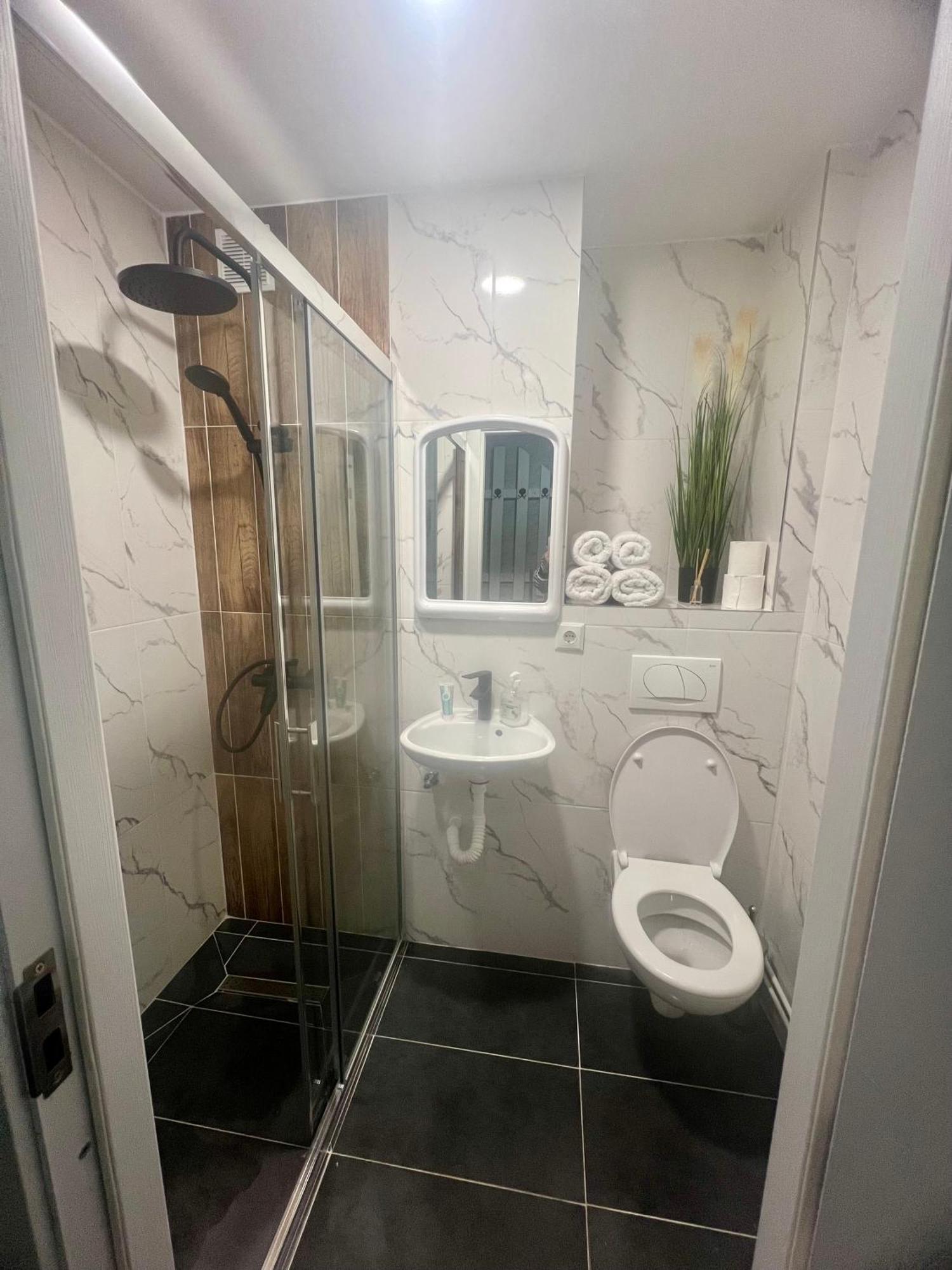 Apartament 2 Camere Baia Mare Exteriör bild