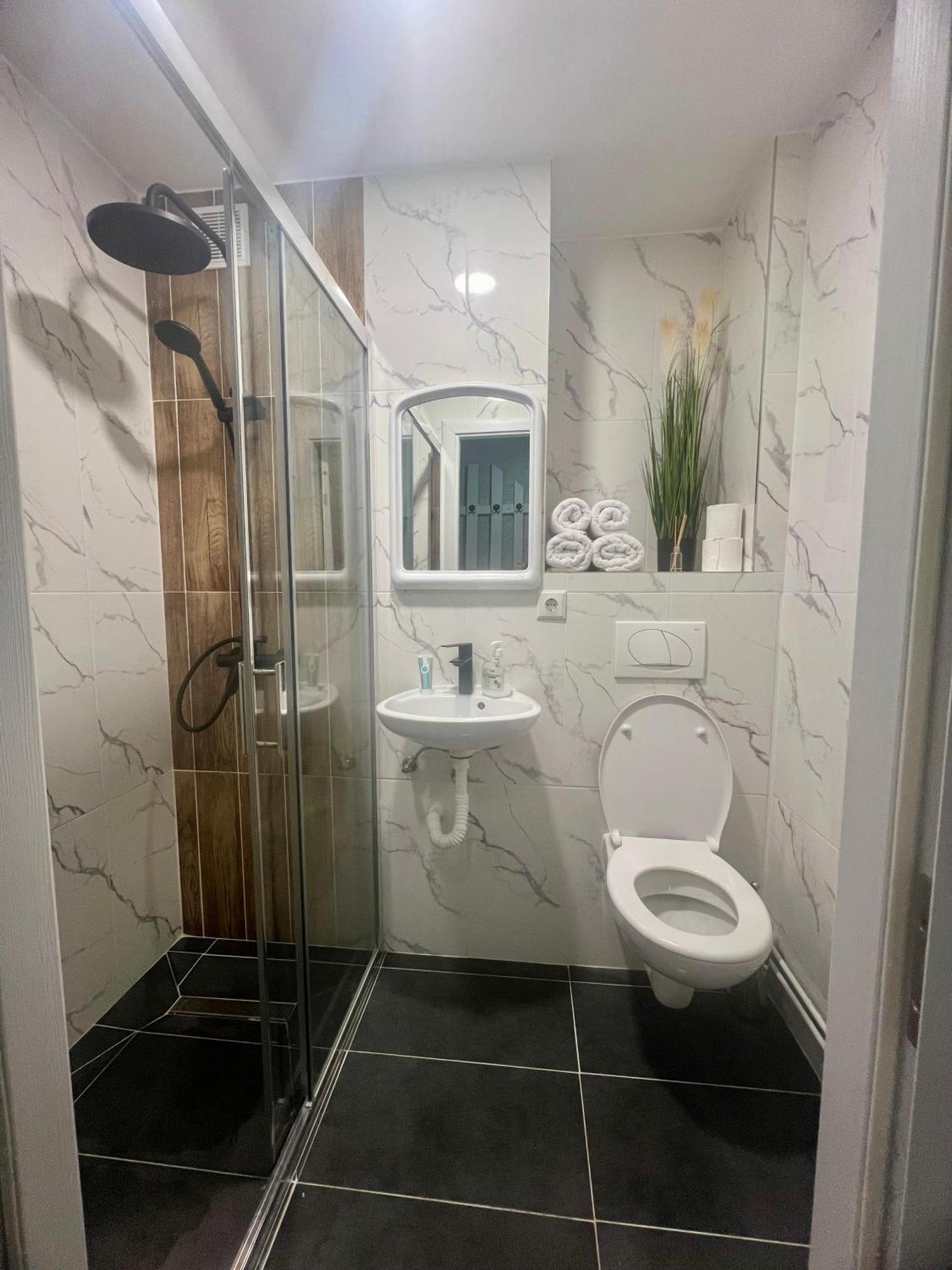Apartament 2 Camere Baia Mare Exteriör bild